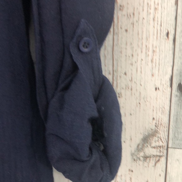 Market & Spruce Dark Blue Roll Tab Tunic Top Small - Picture 3 of 11